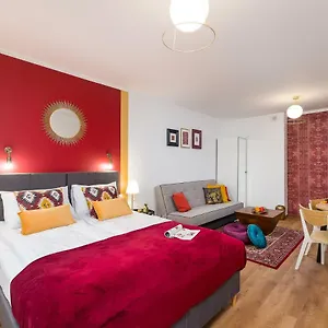 Sleepway - Orient Dream Z Parkingiem Apartament Poznań